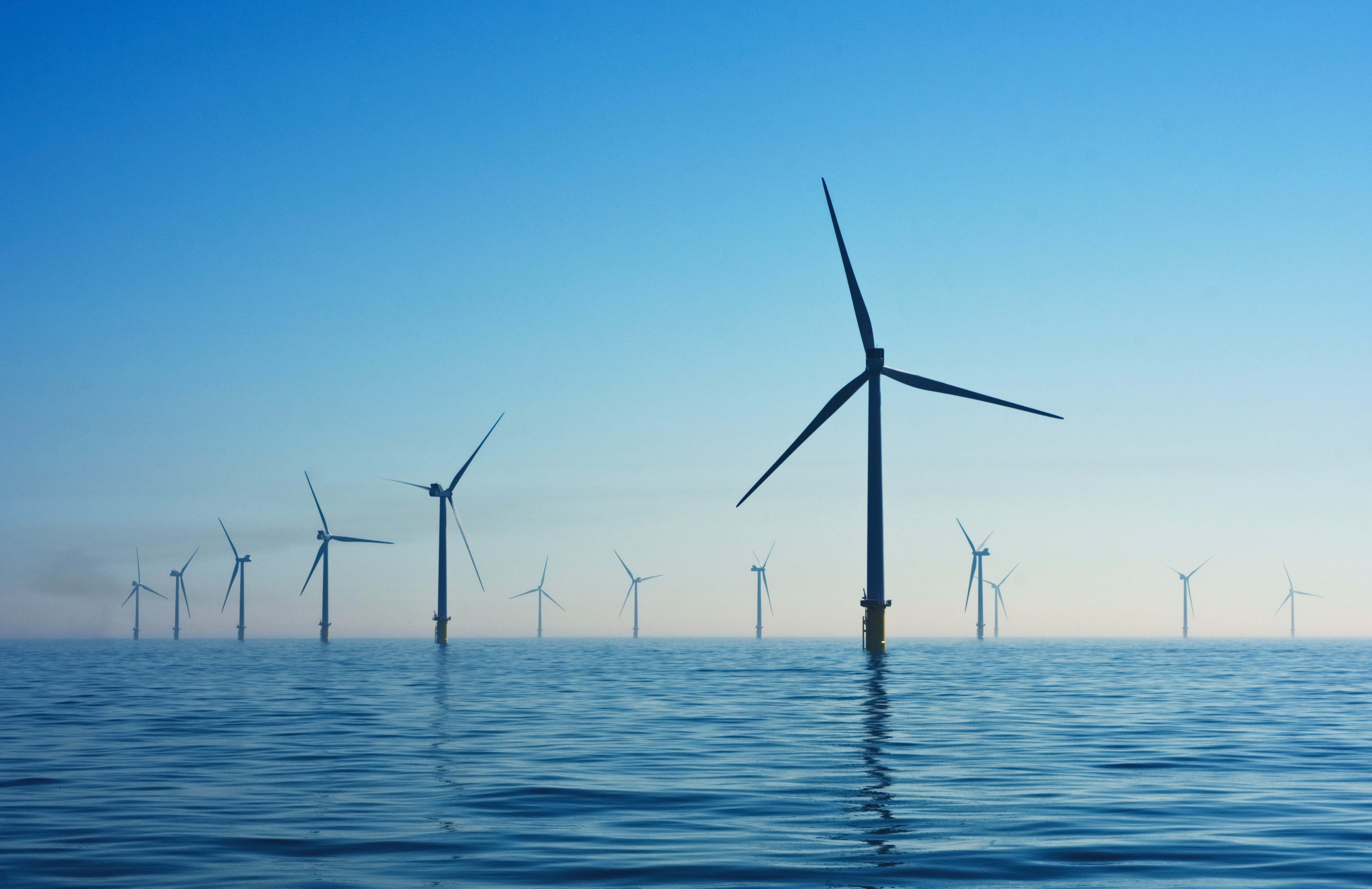 Do offshore wind farms affect beach use?